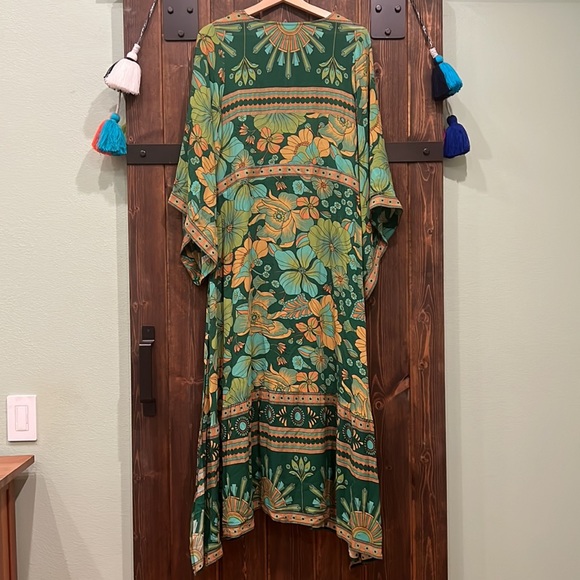 Nine Lives Bazaar Empire Dress Emerald Green💚🍀 - Picture 7 of 16